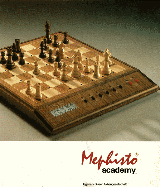 �Mephisto Academy� close up of the picture shown at the front of the Training Book included in the box, written in German by Dr. Helmut Pfleger, Gerd Treppner & Helmut Weigel.